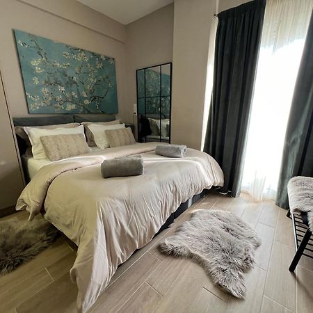 Urban Gem Apartment Alexandroupoli Bagian luar foto