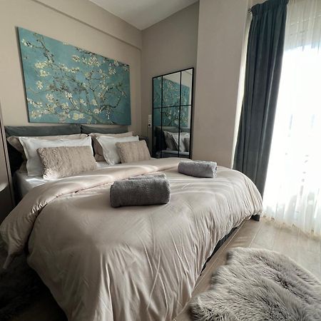 Urban Gem Apartment Alexandroupoli Bagian luar foto