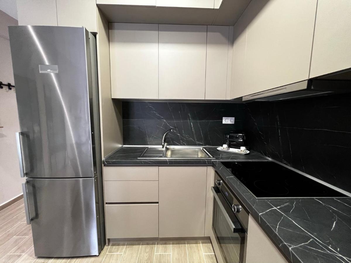 Urban Gem Apartment Alexandroupoli Bagian luar foto